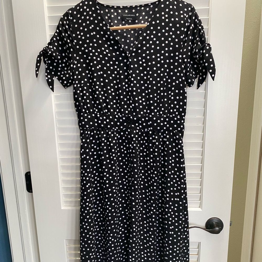 Yessica Fit and Flare Button Front dress EUR 40 Feminine French Girl
